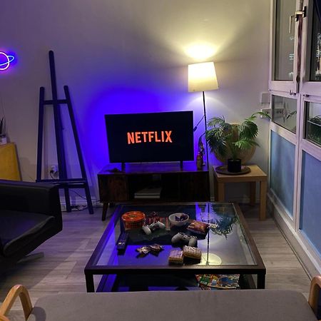 Canary Wharf Serviced Apartement Лондон Экстерьер фото